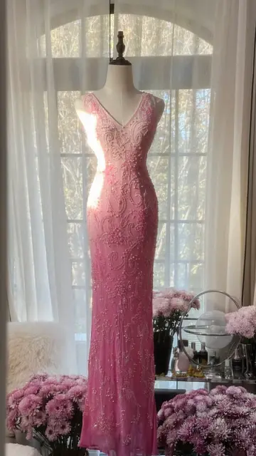 Pink gradient V-neck fitted long ball gown for young girls R7742