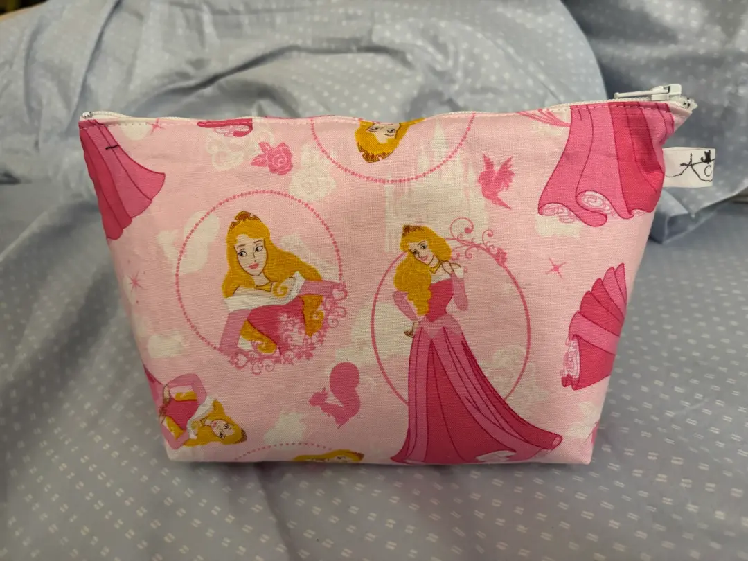 Sleepy Princess Zipper Pouch