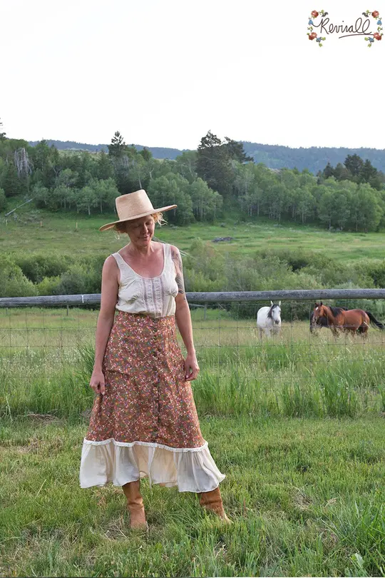 Prairie Skirt in Ditsy- XL