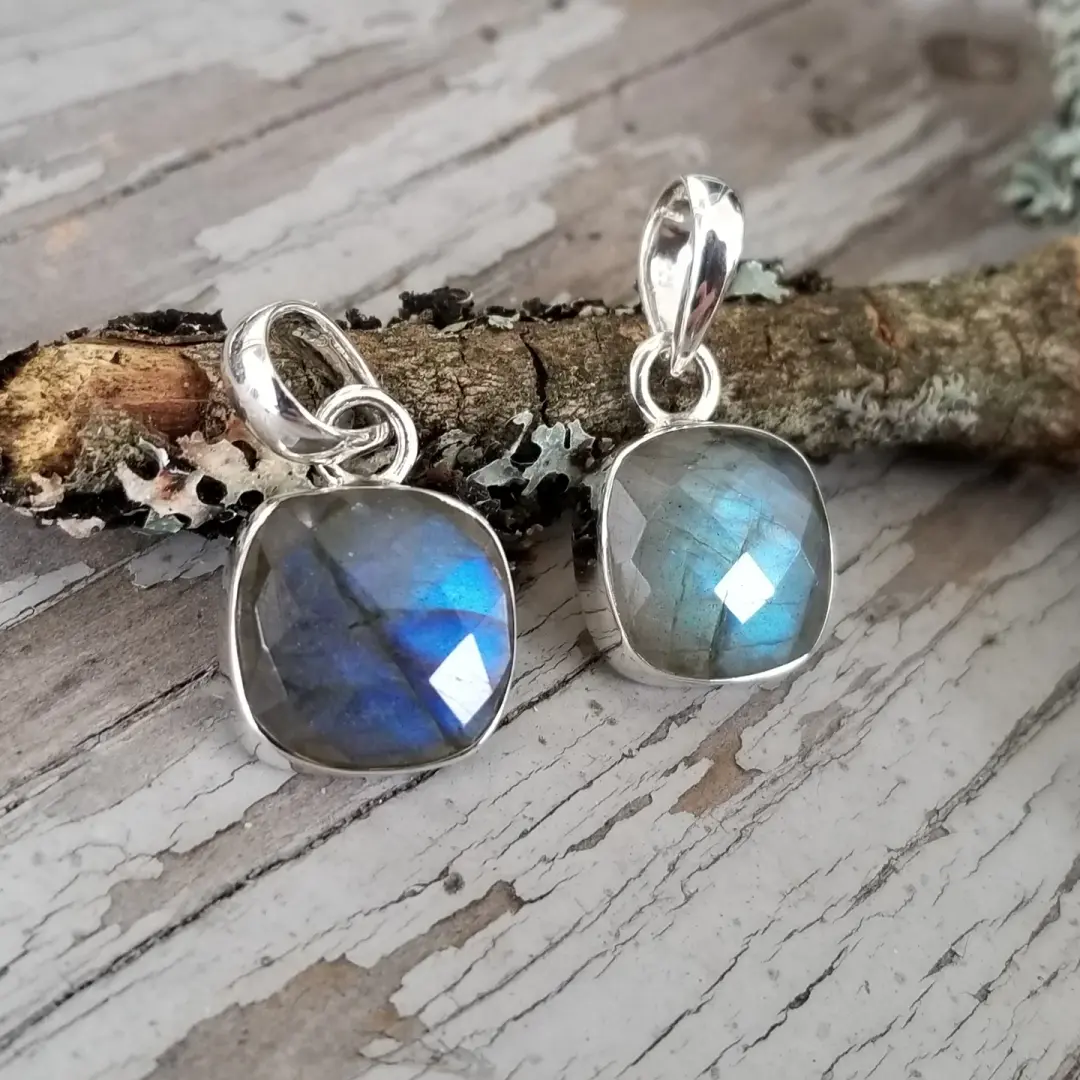 Hush - Labradorite Pendant in Sterling Silver