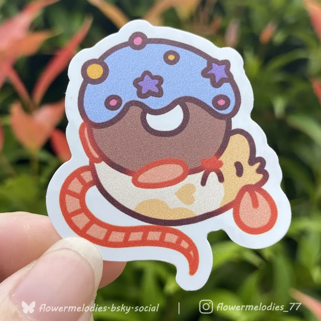Donut rat sticker - Two tone cream