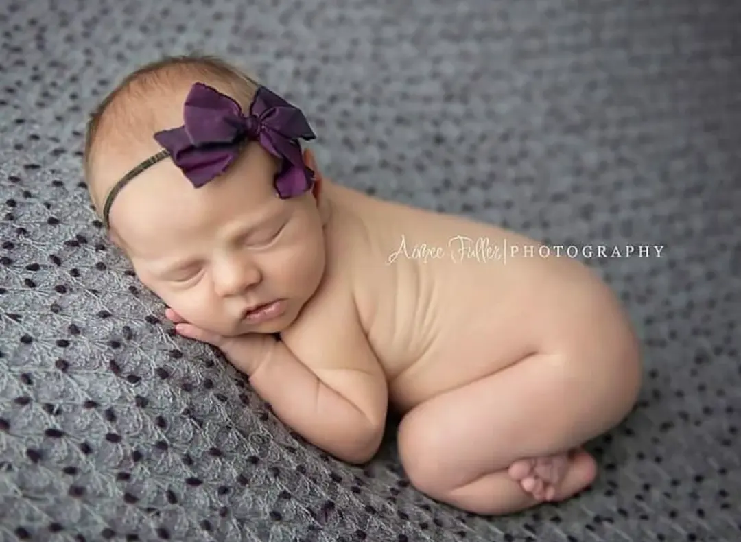 Allegra pebble knit Beanbag Backdrop