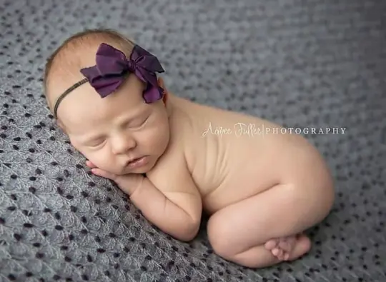Allegra pebble knit Beanbag Backdrop