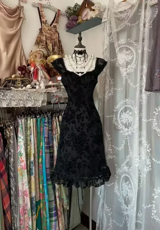 Black square-neck vintage floral pattern fitted short dress, ball gown R7453