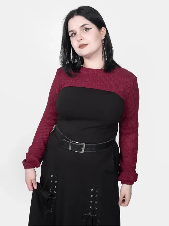 Shrug z bordowej swetrówki Ingrid