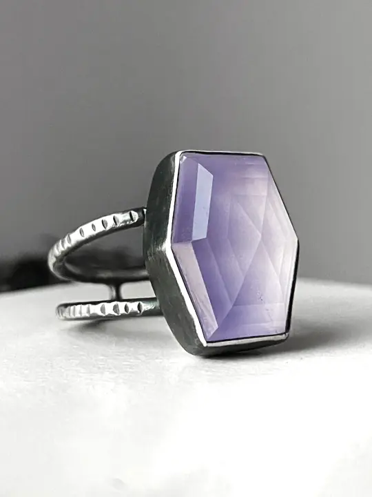 Quartz Hexagon Purple Glow Ring - Size 11