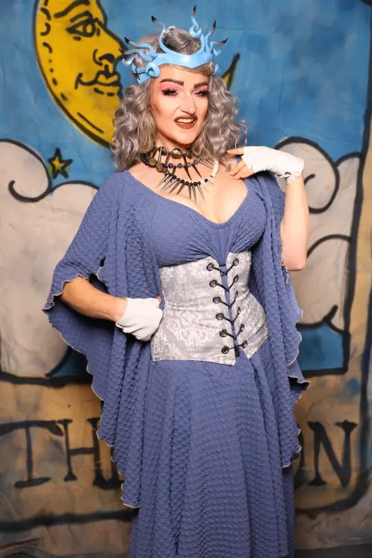 35. Petite Wench in Silver White Pearl Filigree - The Sapphire Séance Collection