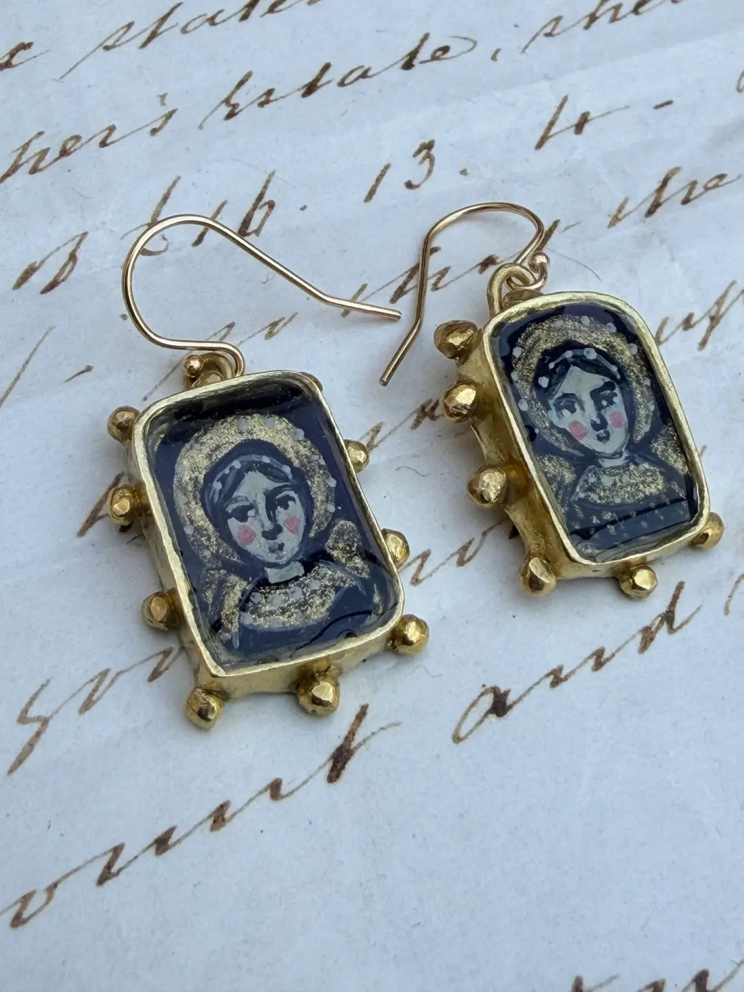 Pretty Angel Earrings