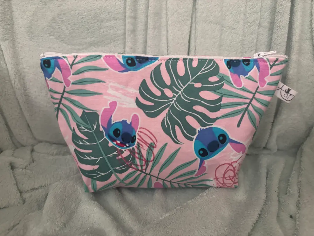 Alien Plant Zipper Pouch