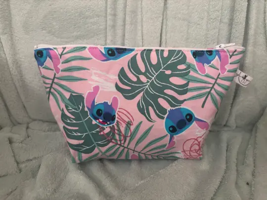 Alien Plant Zipper Pouch