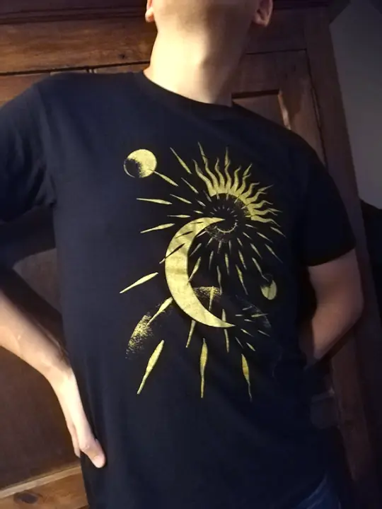 T-shirt  "Lunes"