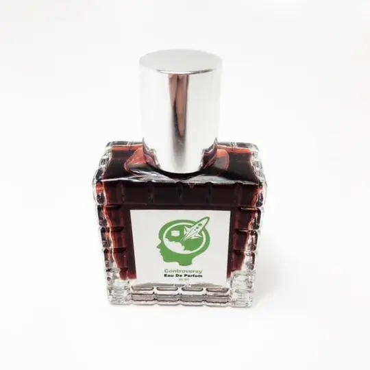 Controversy Ea De Parfum - Patchouli, Sandalwood, Leather, Damar Resin, Rose & Tobacco Absolute
