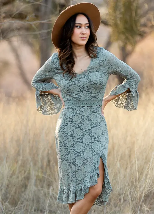 Zena Dress in Neutral Green