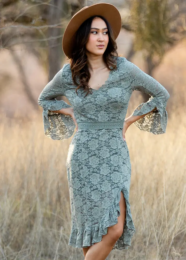 Zena Dress in Neutral Green