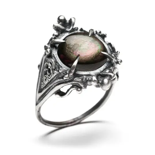 The Petite Pythia Ring. II Black Mother of Pearl. *Limited*