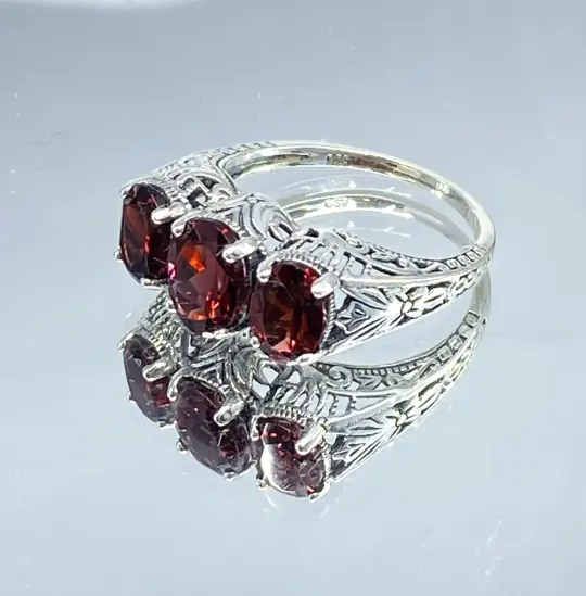Natural Garnet Ring, size 9, Trinity (3Gem) Ring, Vintage Jewelry #D41 - Ready to Ship