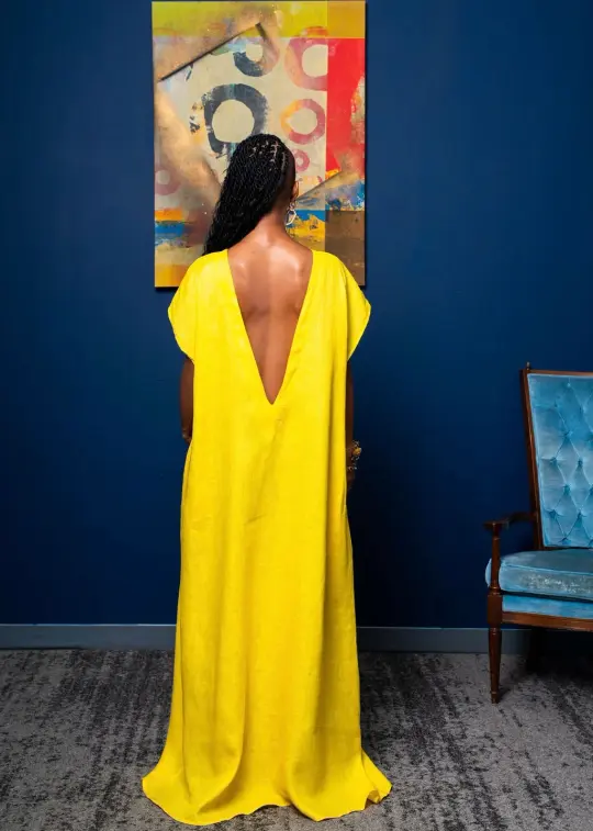 Vi in Yellow