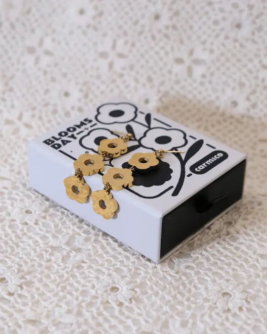 Daisy Dangle Earrings | Uniform [FINAL SALE]