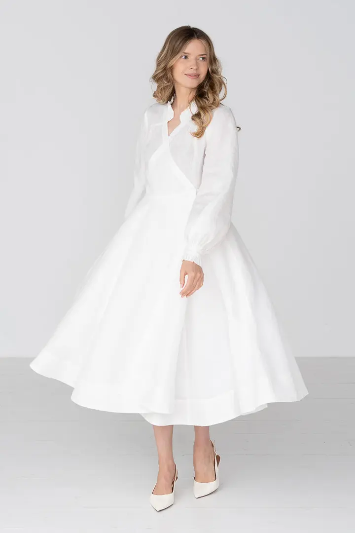 Darcy – Linen Wrap Dress with Ruffled V-Neckline