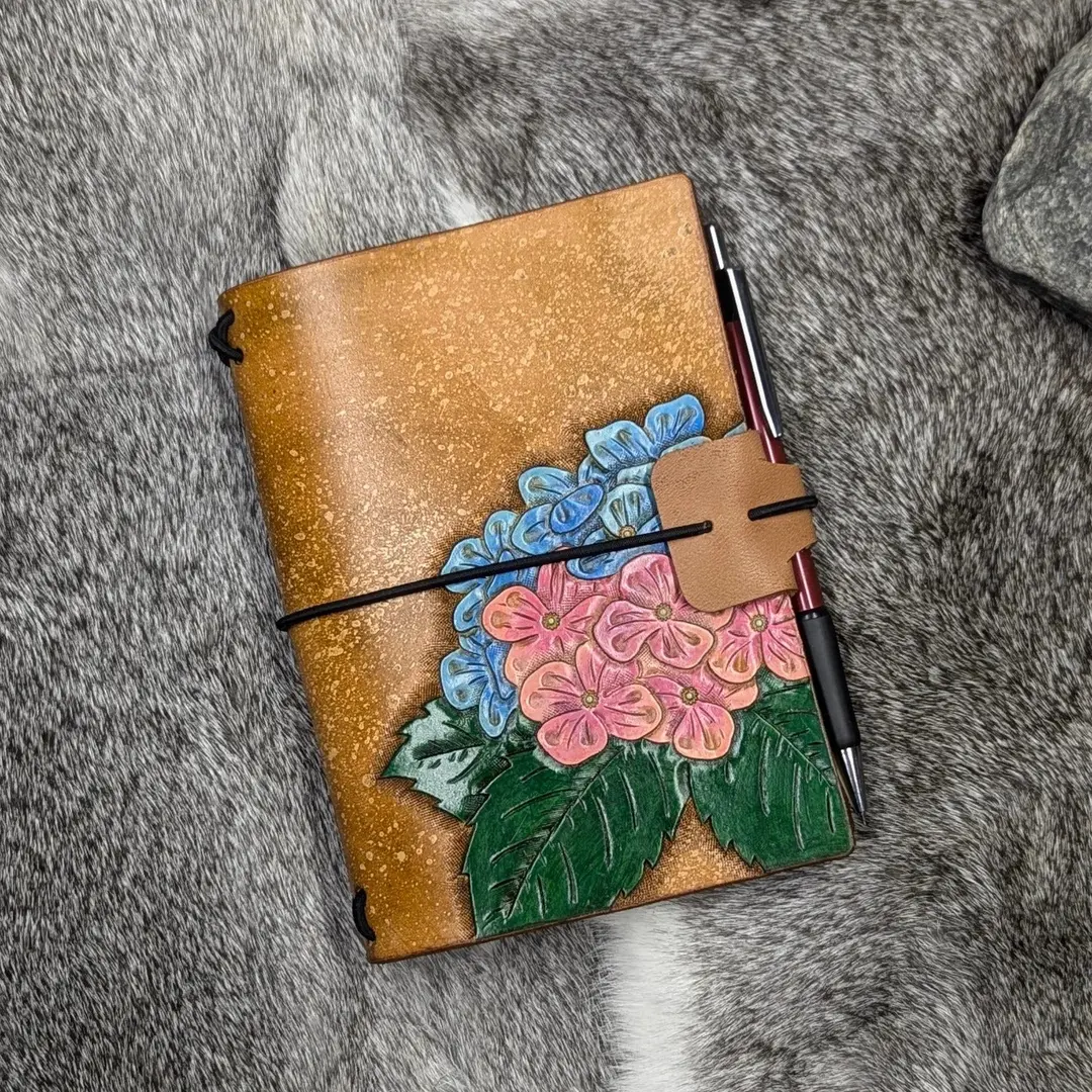 CUSTOM Traveller's Notebook | Tooled Hydrangea for N.C.