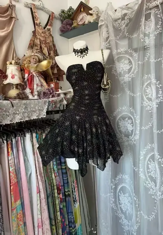 Black and white polka dot strapless fitted short ball gown R7887