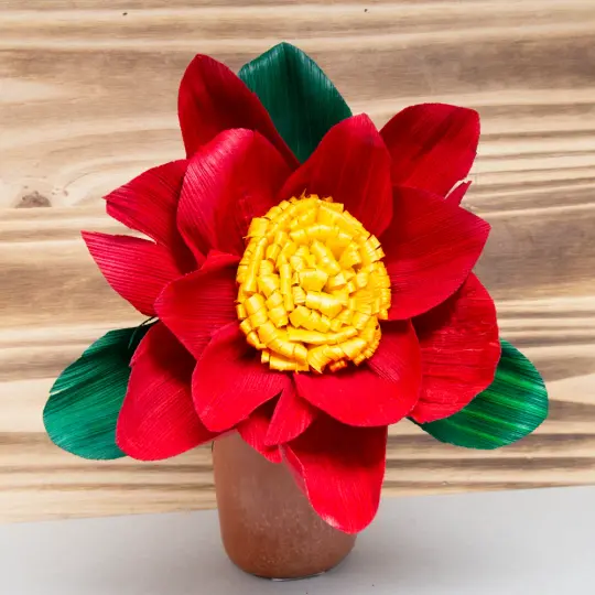 Totomoxtle Nochebuena Cornhusk Flower