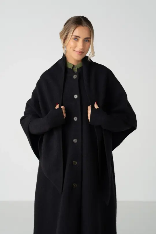 Maya – Wool Shawl