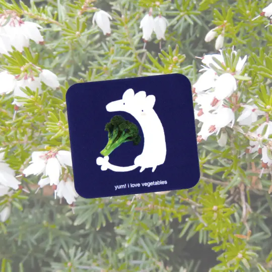 I <3 vegetables sticker