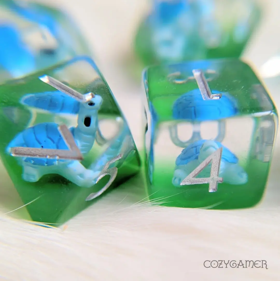Blue Turtle Dice Set – 7-Piece Clear Tiny Animal DnD Dice