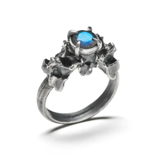 Night Seer. Labradorite Ring. *Limited*