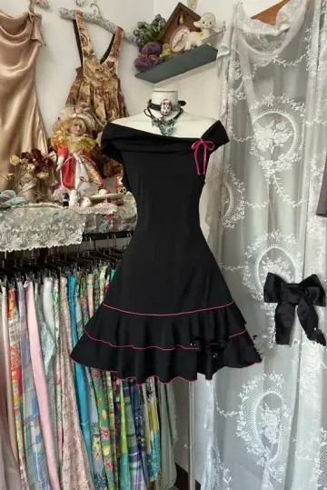 Black off-the-shoulder, fitted waist, sexy A-line short ball gown R7488