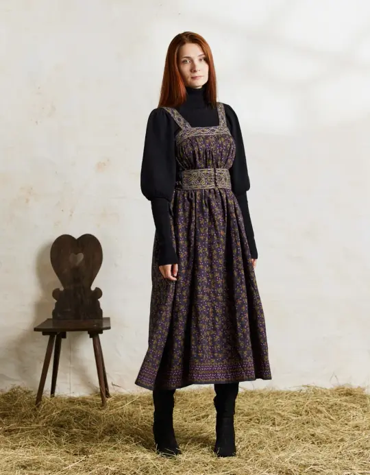 Robe longue 'Mari' imprimé baies brodé pourpre