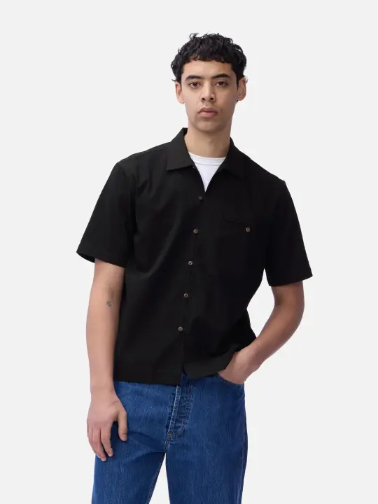 Short Sleeve Loop Shirt ~ Black Seersucker