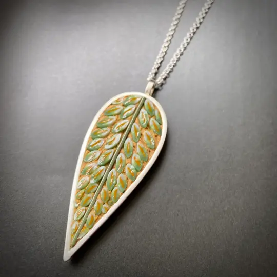 Slender Leaf