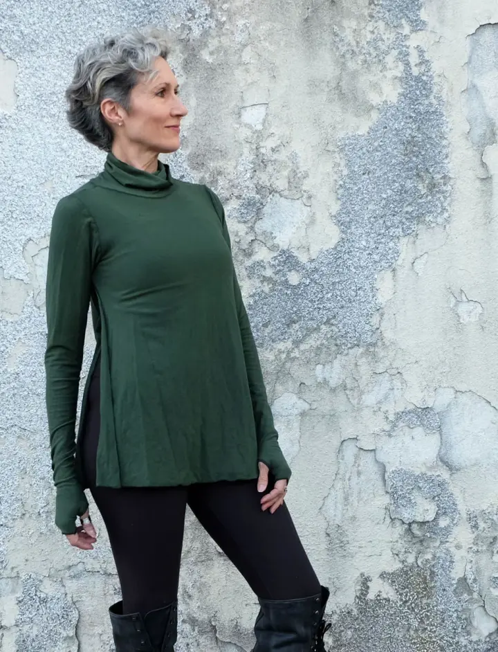 Turtleneck Vented Wanderer Shirt