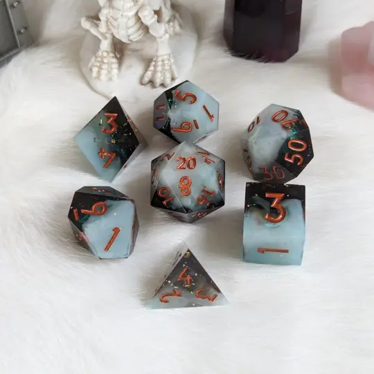 Black White Layered Dice Set – 7-Piece Monochrome Resin DnD Dice