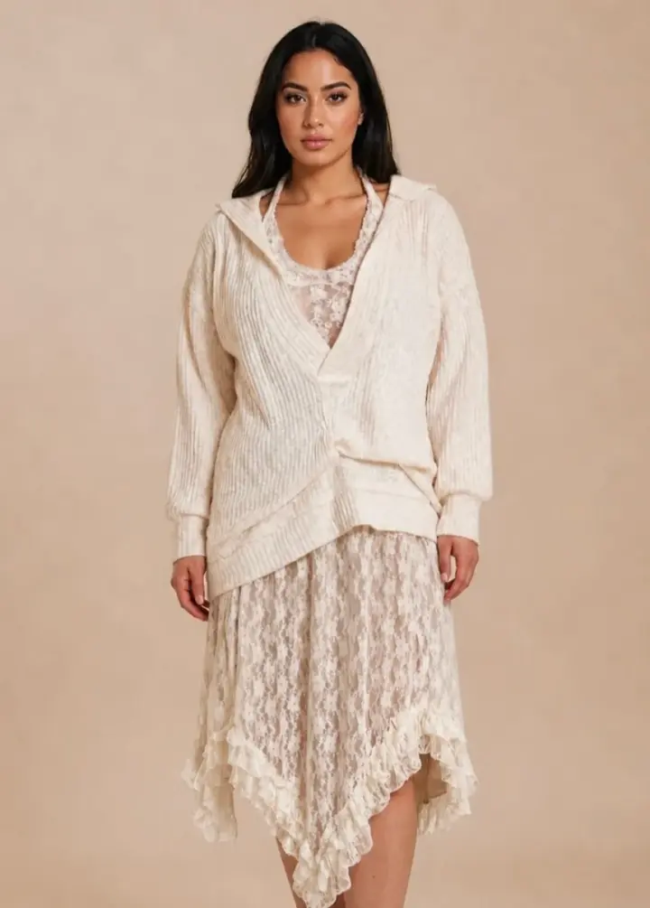 Ona Sweatshirt in Cream