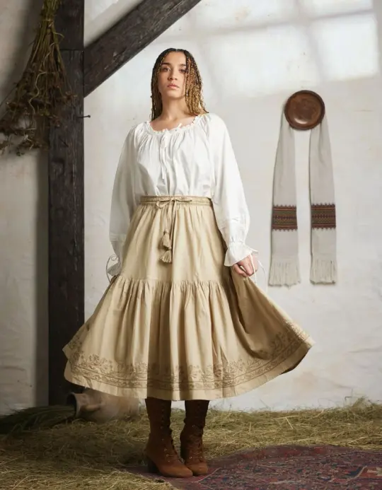 Jupe 'Astrid' céramique avec broderies nuancées