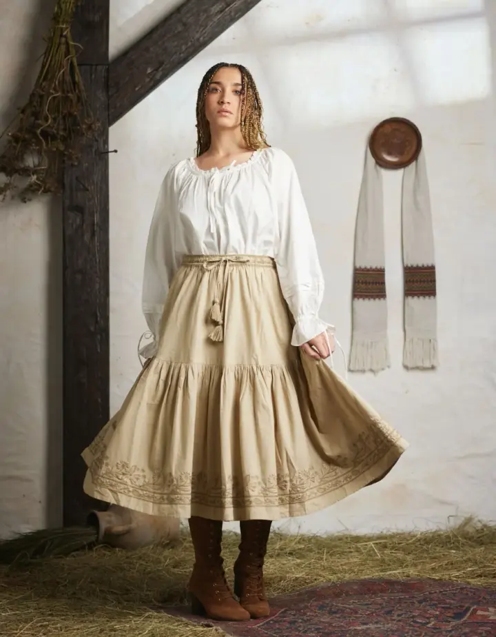 Jupe 'Astrid' céramique avec broderies nuancées