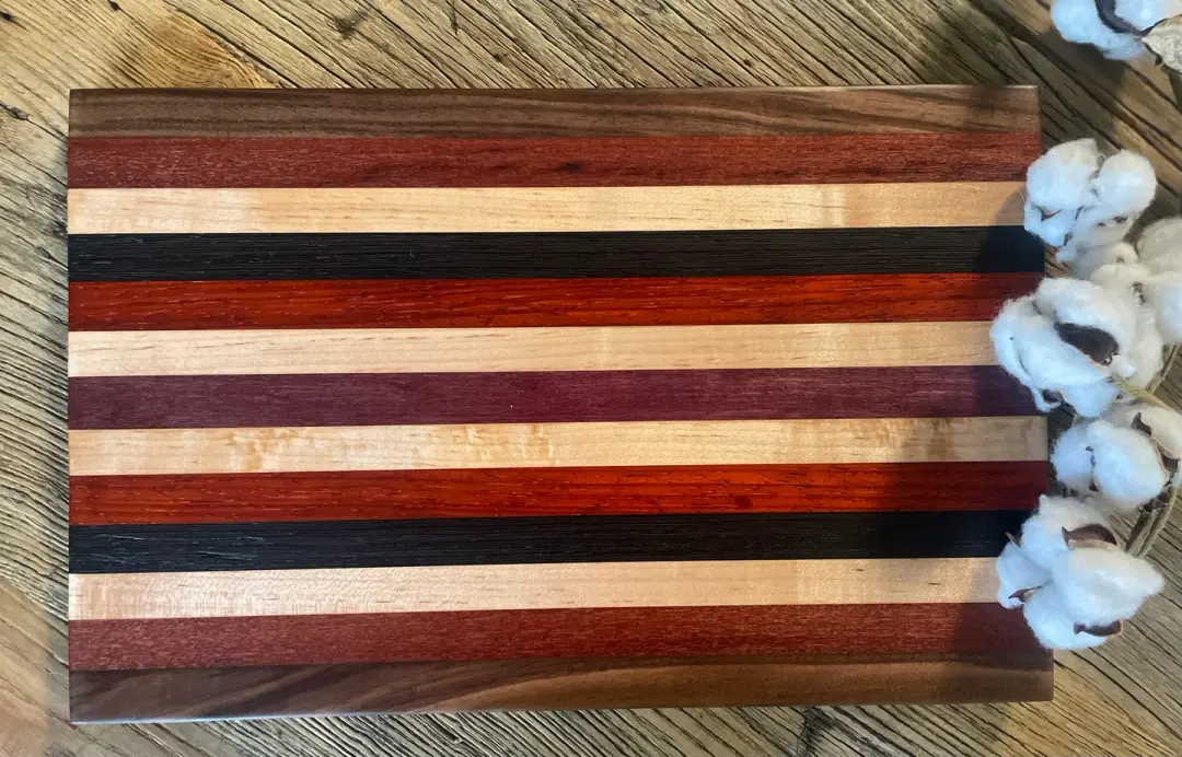 24M025 - Board