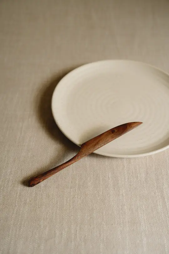 Zale butter knife