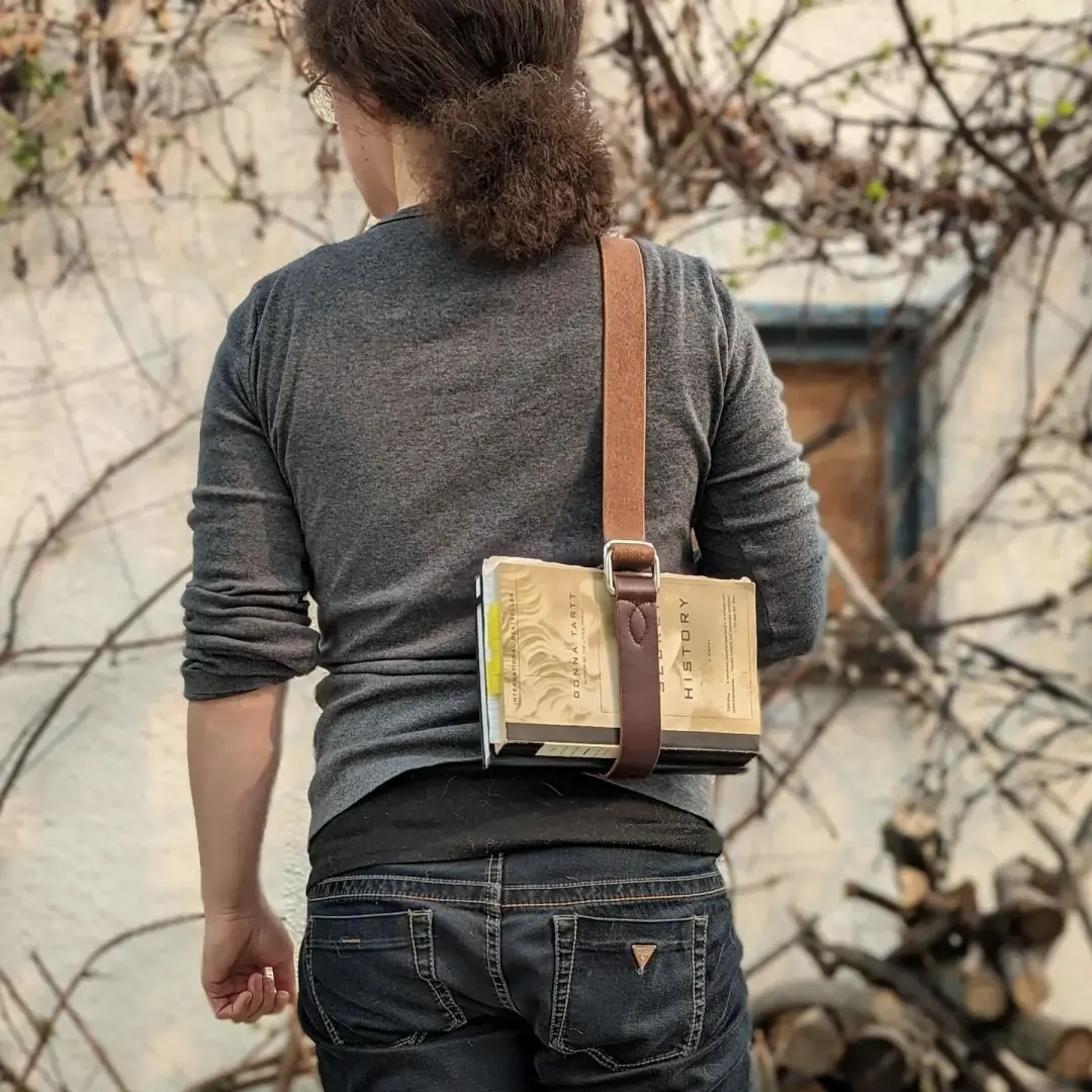 'The Hemingway' | Signature Minimalist Book Strap