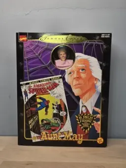 1997 Aunt May - Famous Cover Marvel Series 8" Action Figure Spider Man