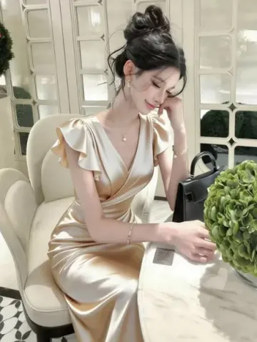 Elegant Champagne Sheath V-neck Bodycon Maxi Prom Dress Evening Dress RS536