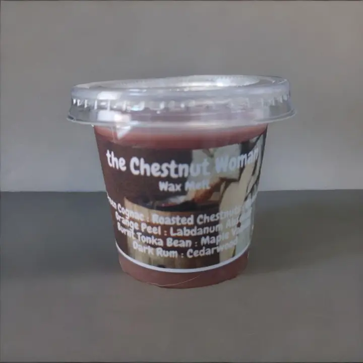 the Chestnut Woman Wax Melt Pod