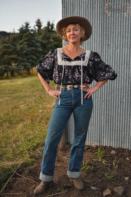 Cotton Betty Blouse in Aphrodite-2XL