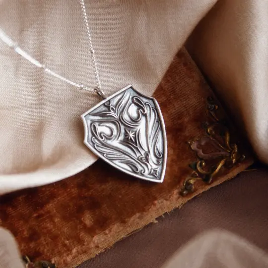 Mini Shield of Ilmarë Necklace
