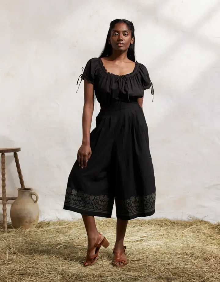 Jupe-culotte brodée 'Mivilud' noire