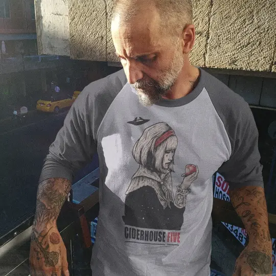 Ciderhouse 5 3/4 sleeve raglan t-shirt