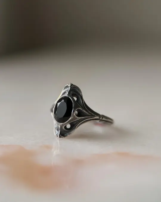 Navis // 6x8mm Black Spinel // 6